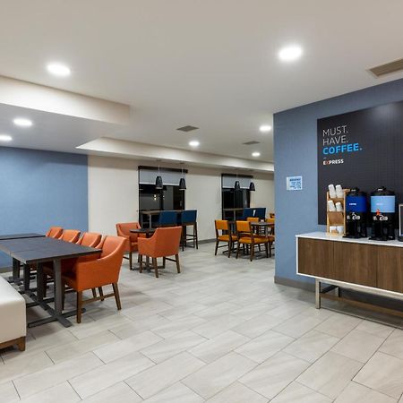 Holiday Inn Express Rochester South - Mayo Area By Ihg Exterior foto