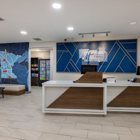 Holiday Inn Express Rochester South - Mayo Area By Ihg Exterior foto